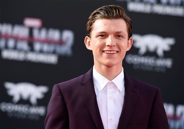 'Spider-Man' Actor Tom Holland Backtracks on Oscar Hosting Question: 'Of Course I Would!!'