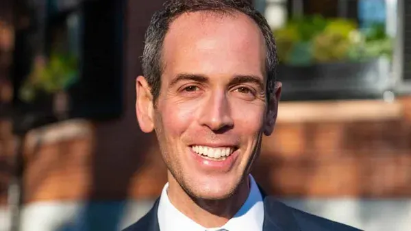 Gay Doc, CDC Policy Advisor who Challenged Blood Ban, Donates under New FDA Guidelines