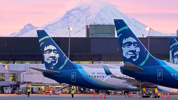 Alaska Airlines is Buying Hawaiian Airlines. Will the Biden Administration Let the Merger Fly?