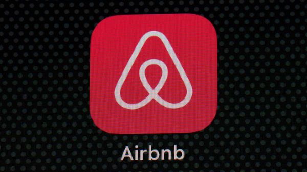 Airbnb Admits Misleading Australian Customers by Charging in US Dollars Instead of Local Currency 