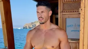 Spicy Raffael Eirzo Has a Heat That Sneaks Up on You